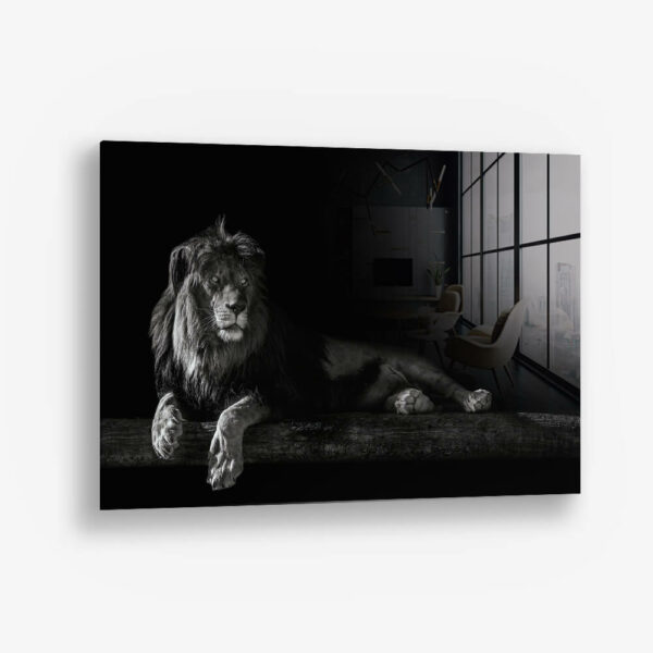 Horizontal Lion – Glas