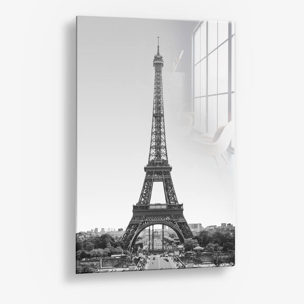 8.-Glass-Detail-1-Eiffel-Tower