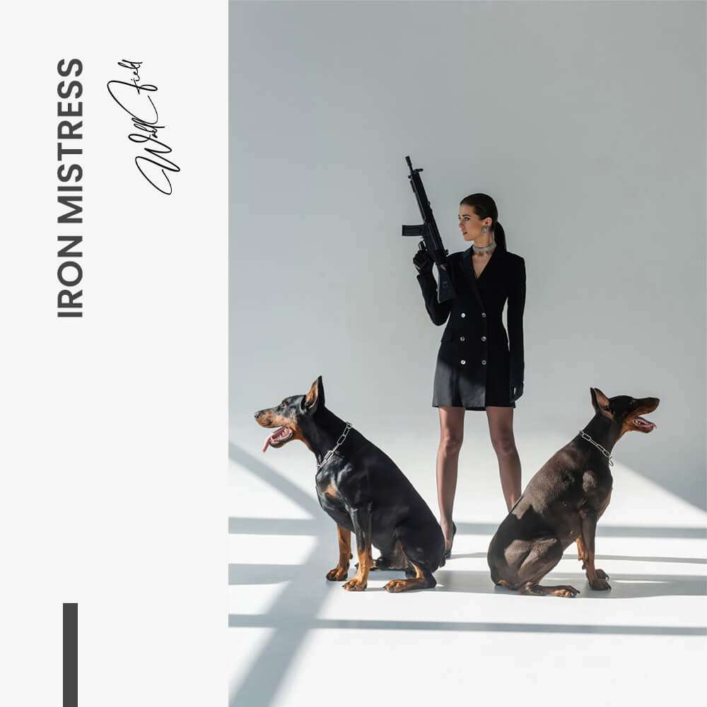 11.-Design-signature-Iron-Mistress