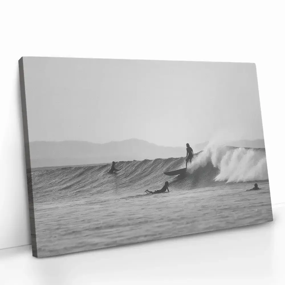 2.-Cvas-Detail-5-Surf-Day