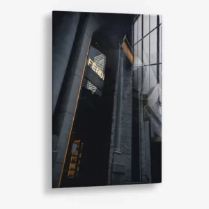 8.-Glass-Detail-1-Goldline-Aspect
