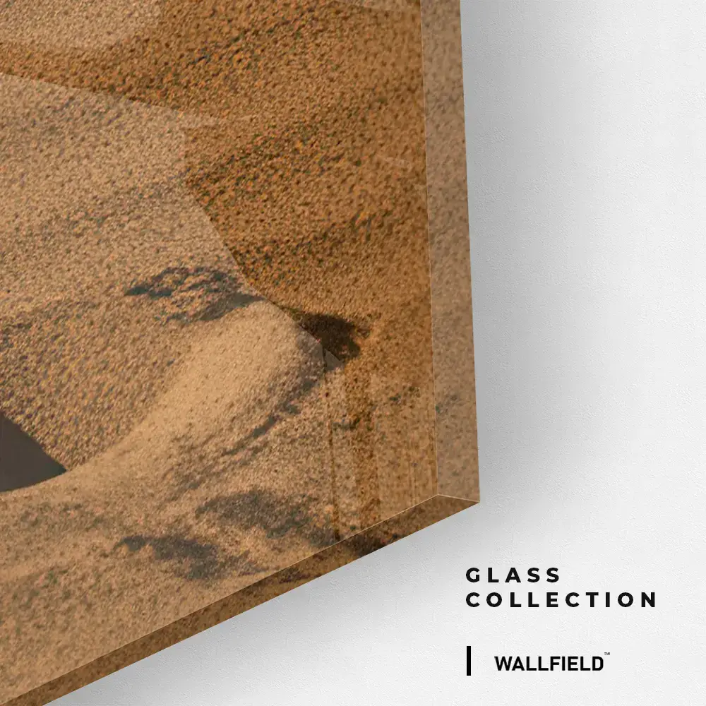 9.-Glass-Detail-2-Nomadland