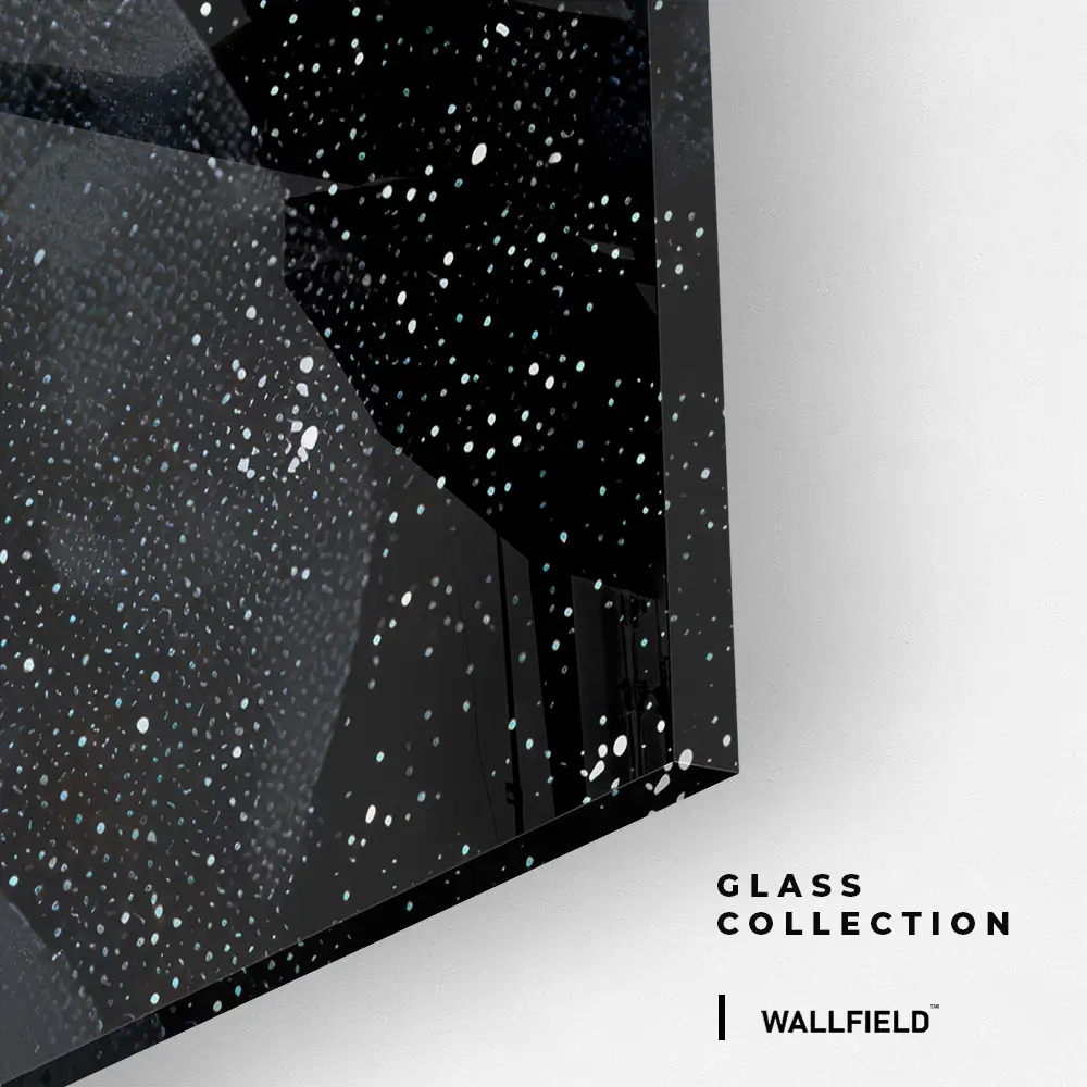 10.-Glass-Detail-2-Asphalt-Watch