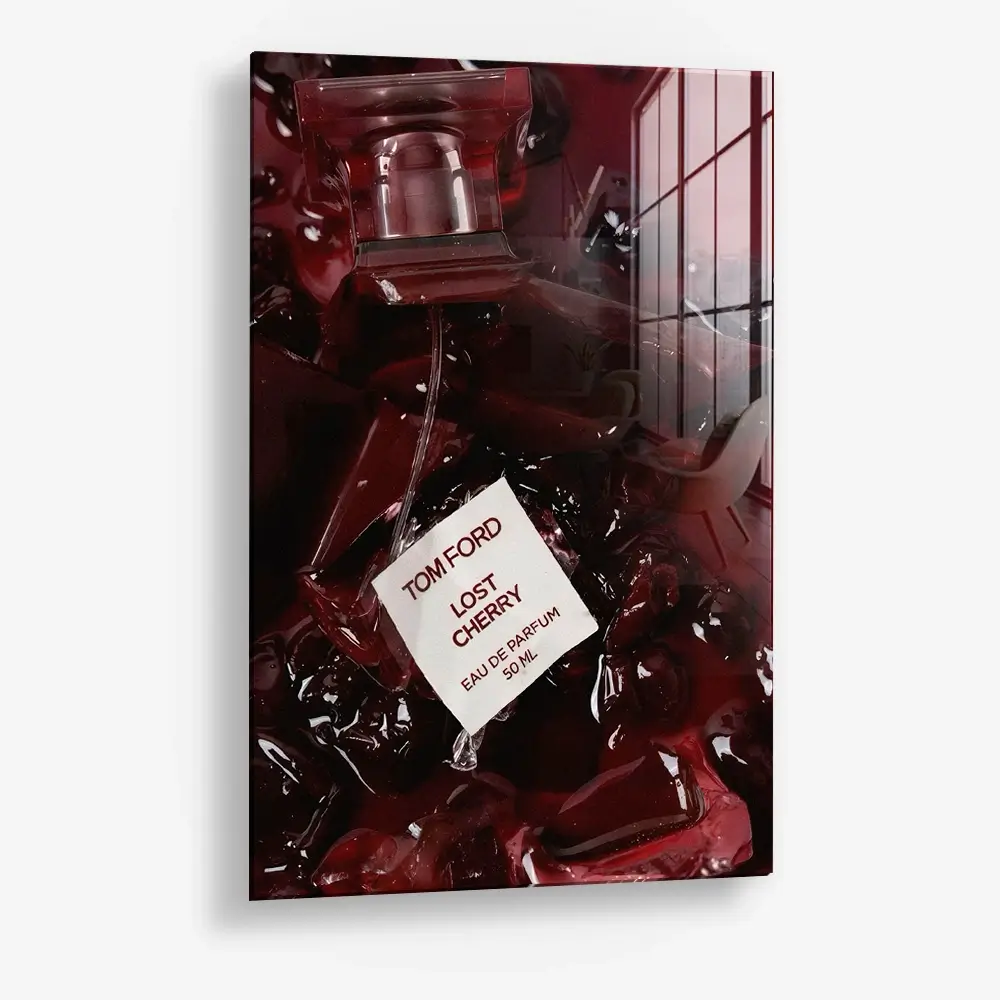 7.-Glass-Detail-1-Red-Perfume