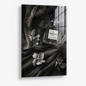 8.-Glass-Detail-1-Scented-Noir.jpg