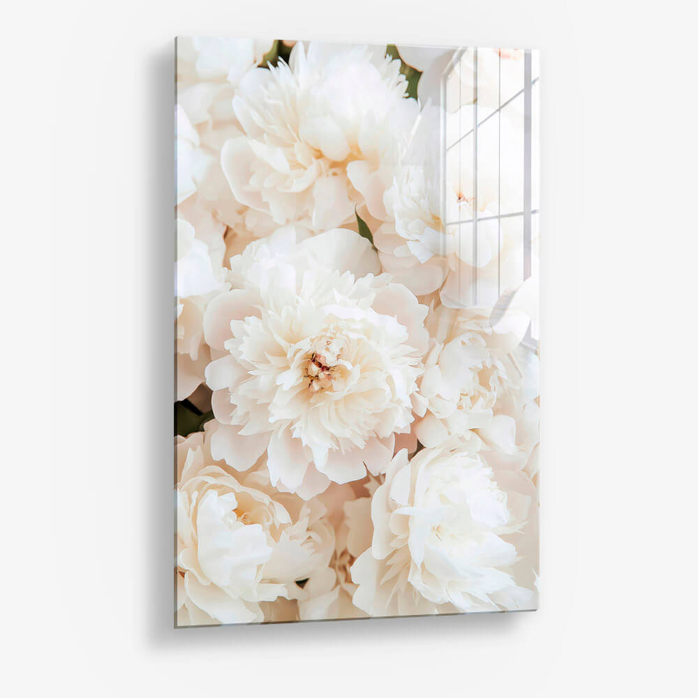 8.-Glass-Detail-1-White-Roses.jpg