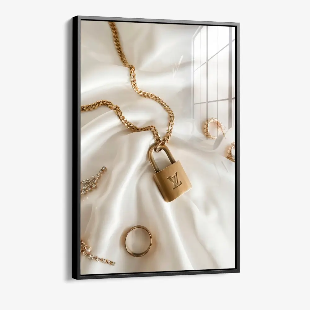 8.-Glass-Framed-Lock-Your-Style