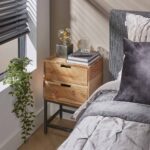 Nachttisch 2L flach / Massive Akazie natur – Bild 3