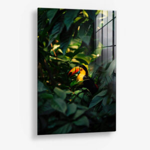 Tucan between the Leaves – Glas 40x60 cm / Ohne Rahmen