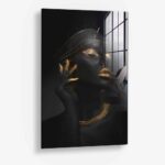 Native Woman – Glas 100x150 cm / Ohne Rahmen
