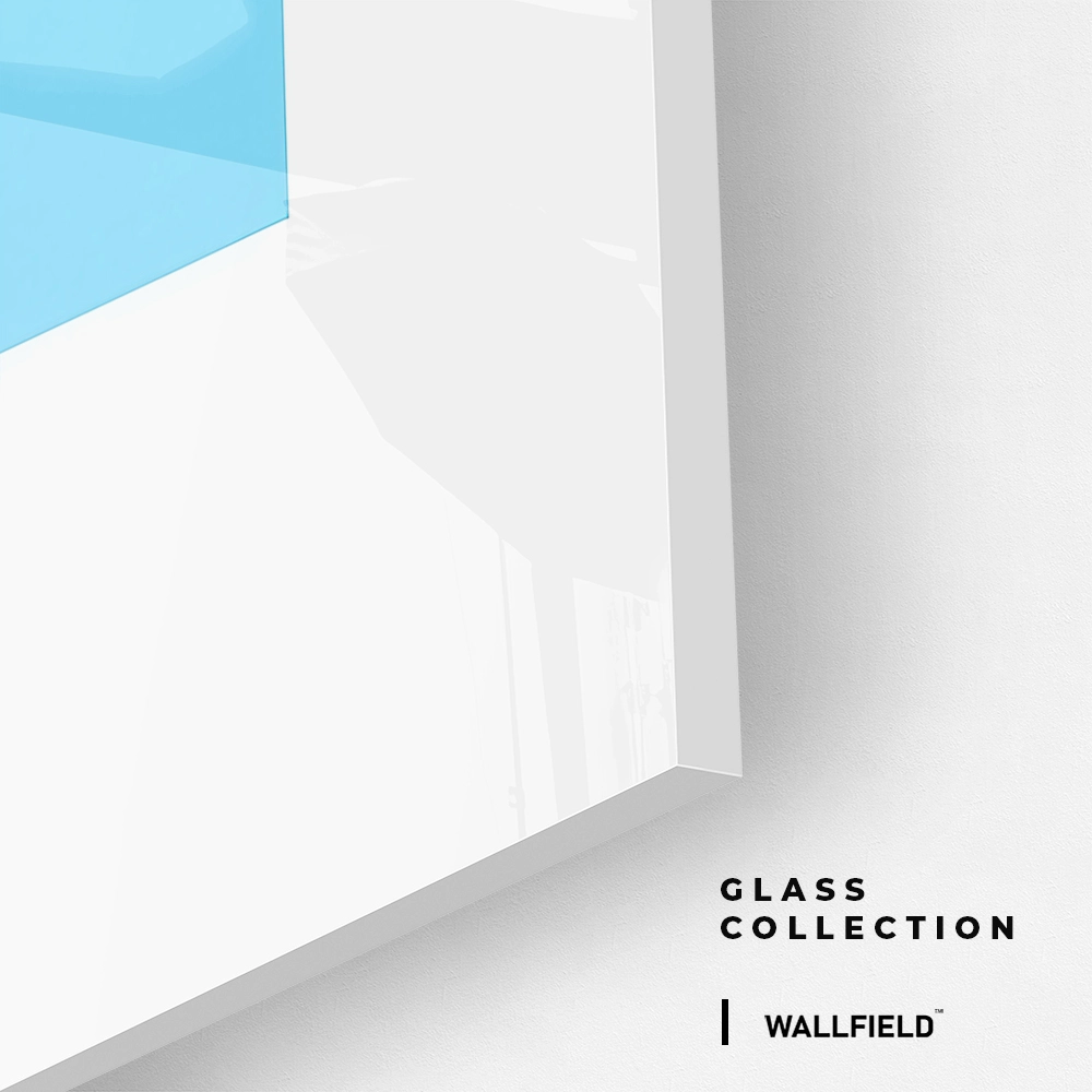 10.-Glass-Detail-2-Retro-Siren-III.webp