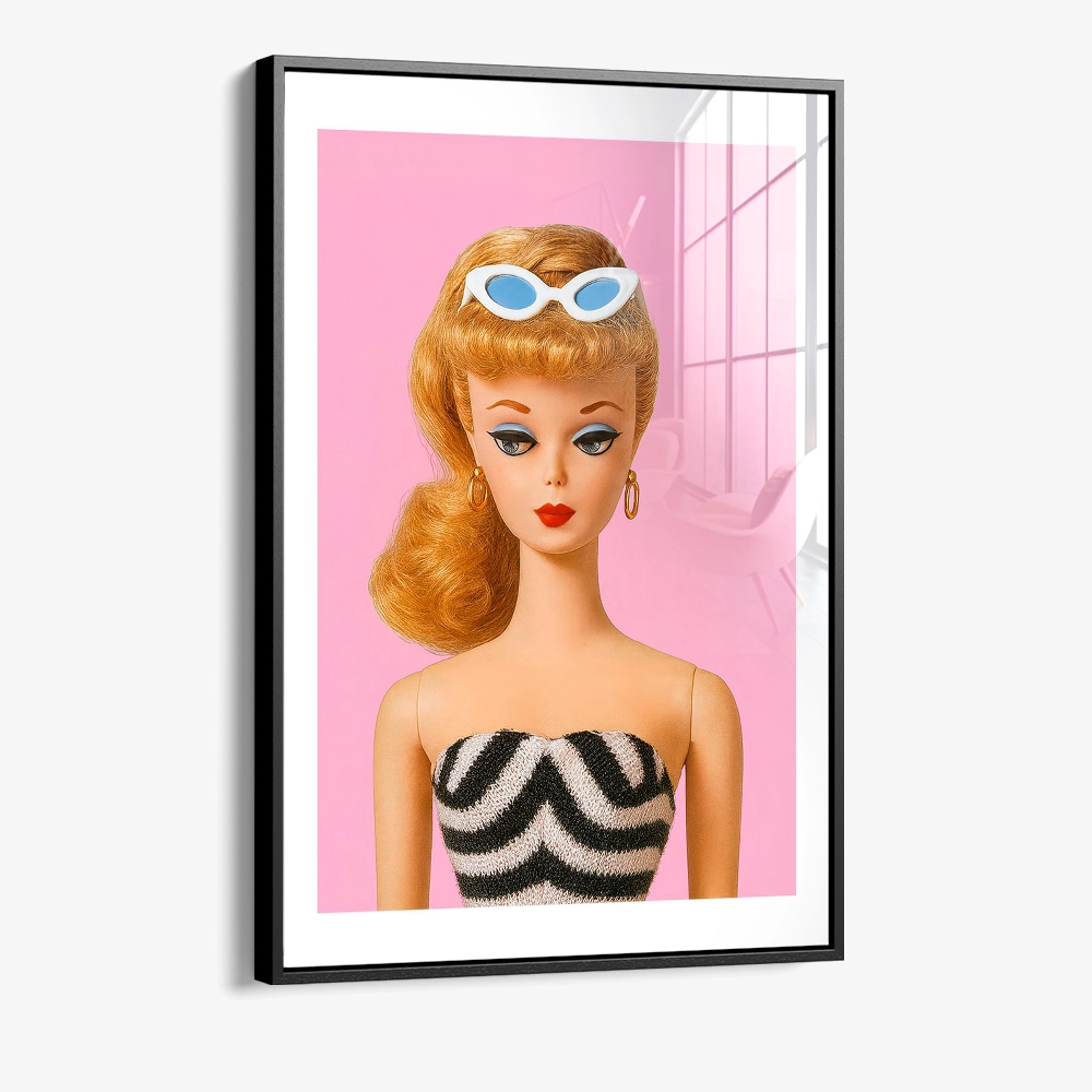 8.-Glass-Framed-Retro-Siren-I.webp