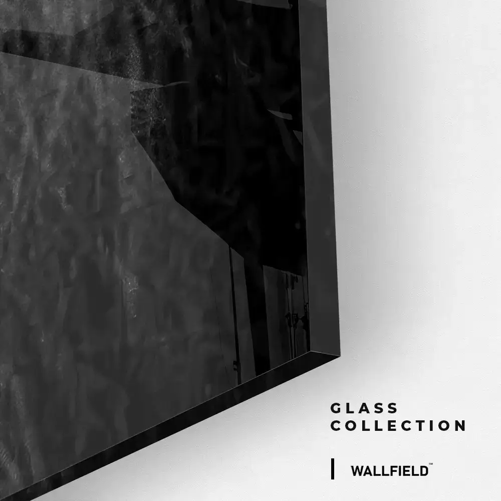 9.-Glass-Detail-2-Throneborn.webp
