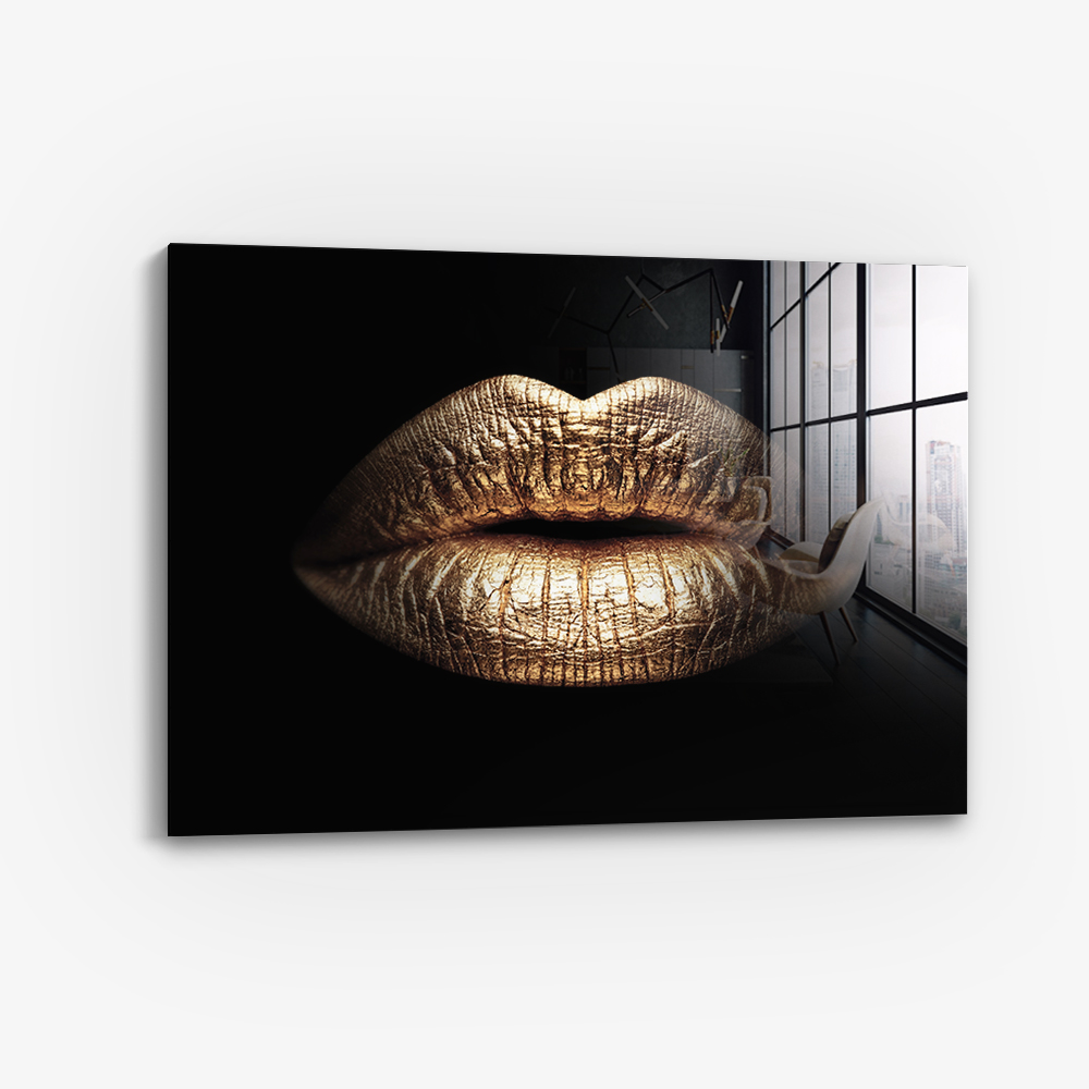 Golden-Lips.jpg